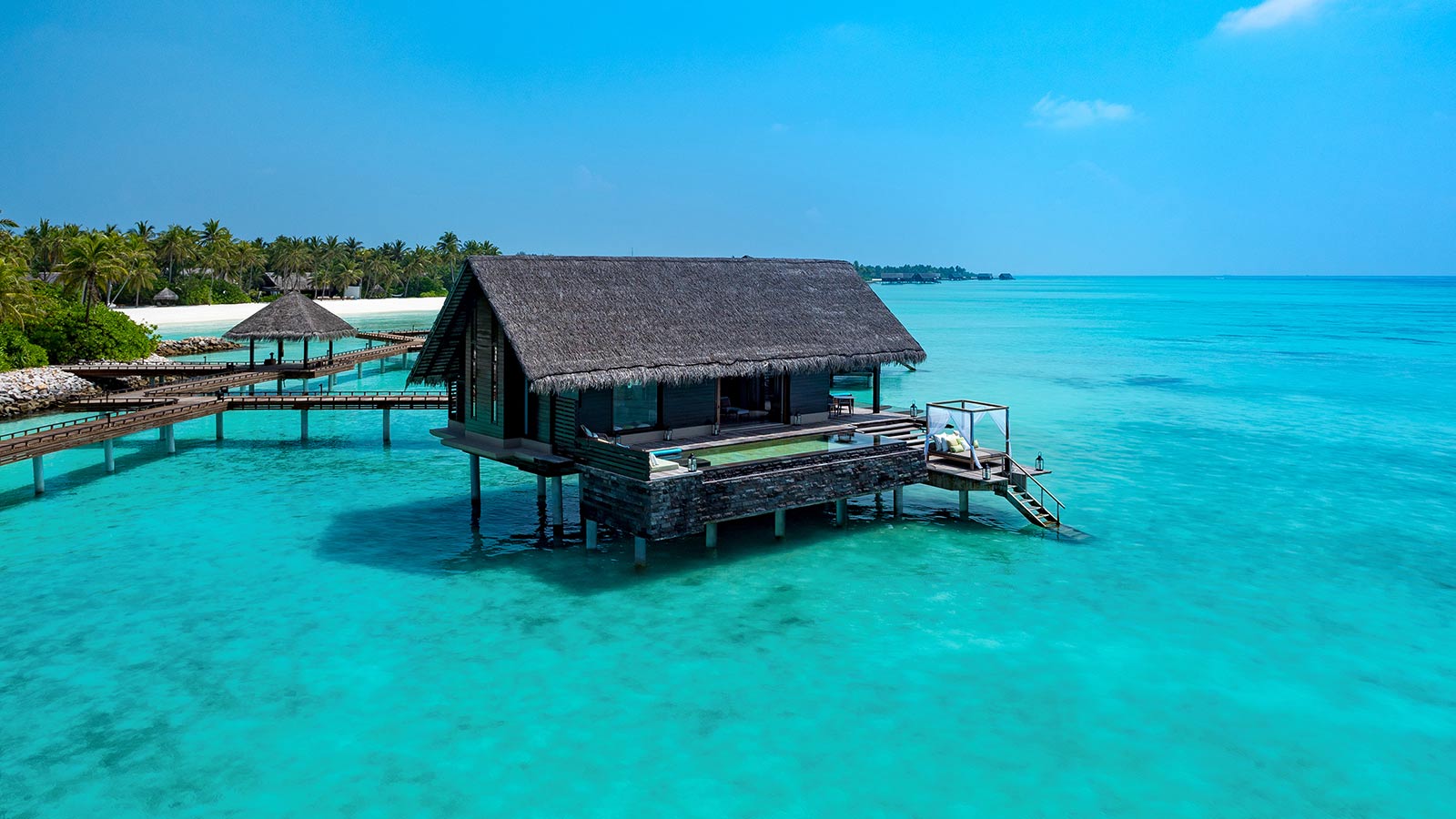Maldives luxury resort
