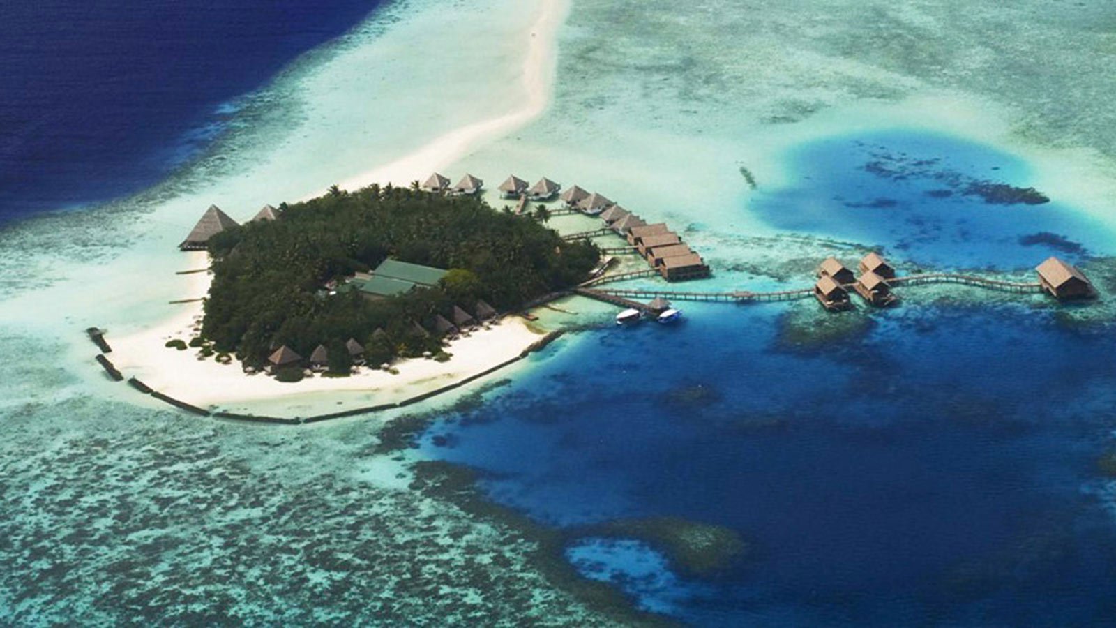 Gangehi Maldives Resort